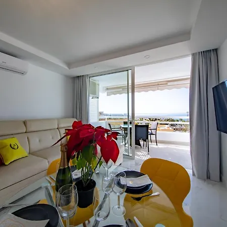Apartment Ponderosa 611, Americas, One Bedroom With Large Terrace And Ocean View, Next To Siam Park