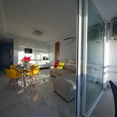 Ponderosa 611, Americas, One Bedroom With Large Terrace And Ocean View, Next To Siam Park Appartement