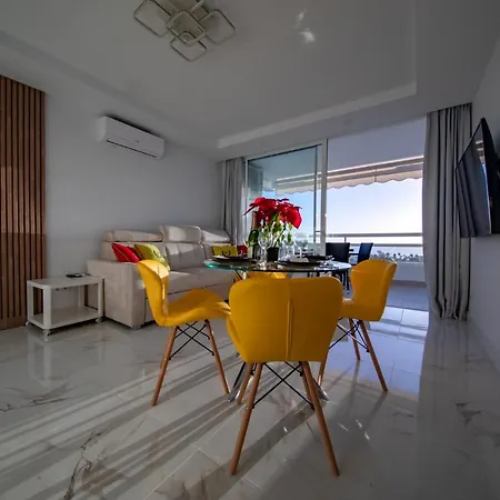 Ponderosa 611, Americas, One Bedroom With Large Terrace And Ocean View, Next To Siam Park Apartament Playa de las Americas (Tenerife)